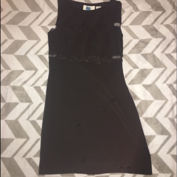 Cache Dress - Picture 1 of 3